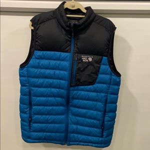 Mountain Hardware Men’s Dynotherm Vest